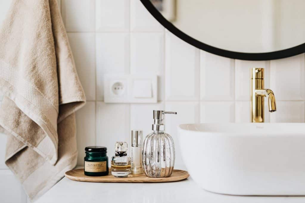 traiter hémorroïdes salle de bain conseils